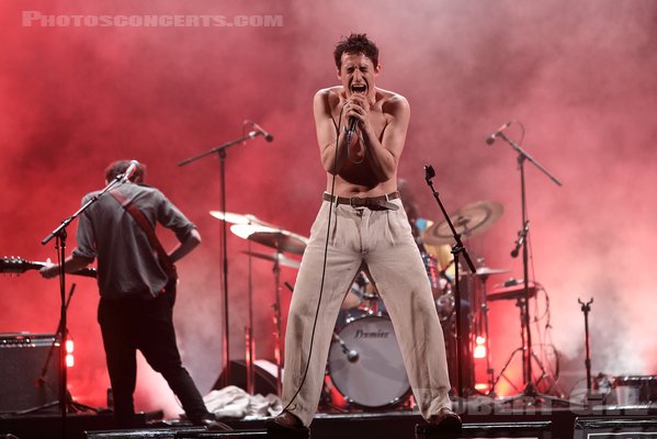 THE FAT WHITE FAMILY - 2024-05-25 - ANGERS - Le Chabada - Scene Reverberation - Lias Kaci Saoudi